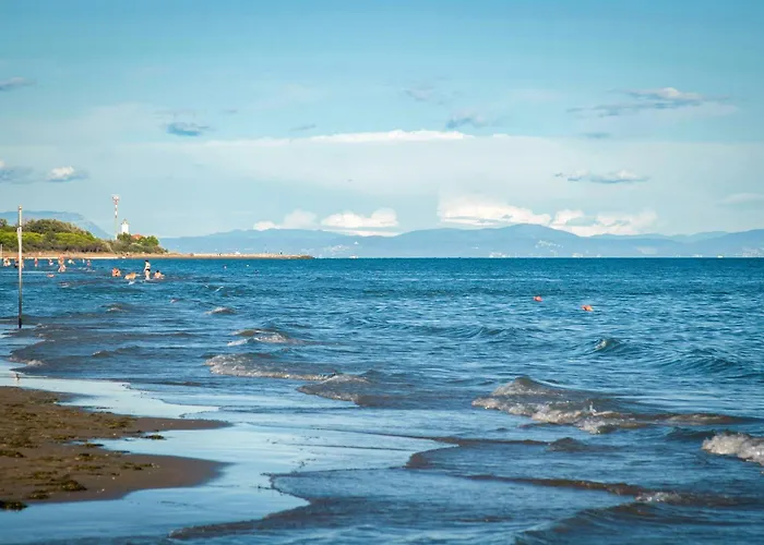 With Pool In 54750 Μπιμπιόνε